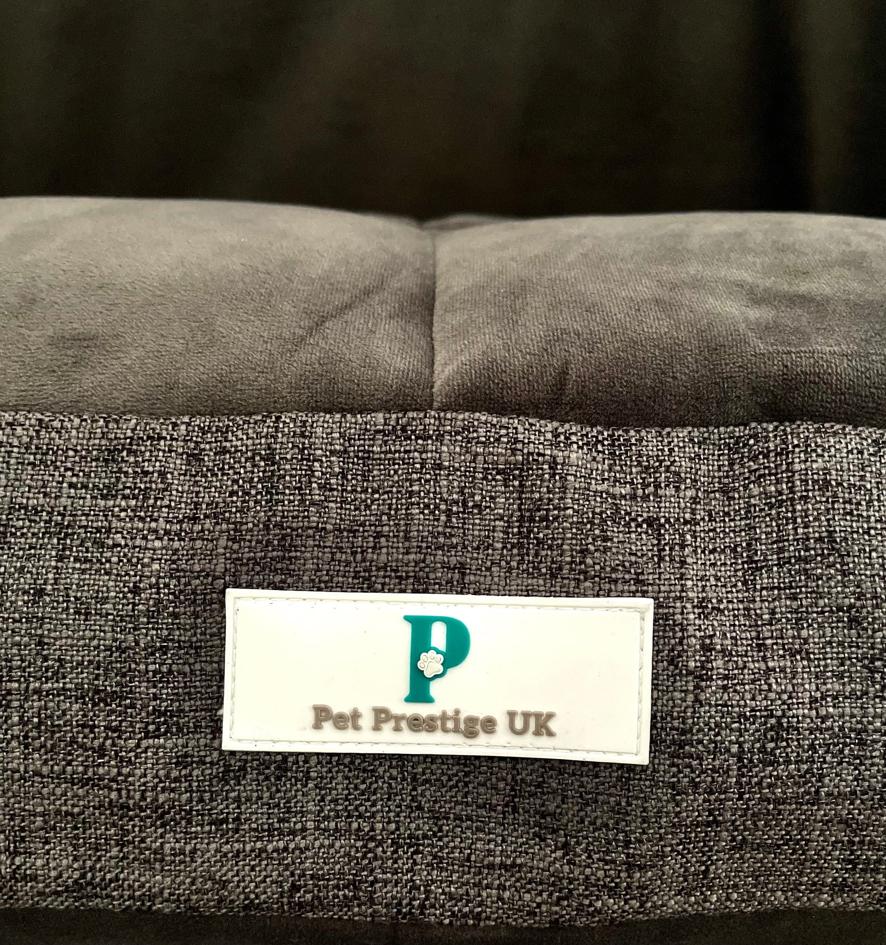 The Ultimate Guide to Choosing the Perfect Premium Dog Bed for Your Furry Friend 2024