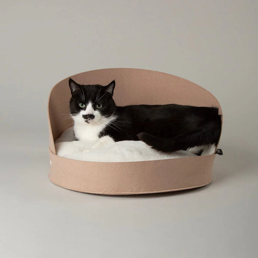 Scruffs Stockholm felt cat bed - Tan