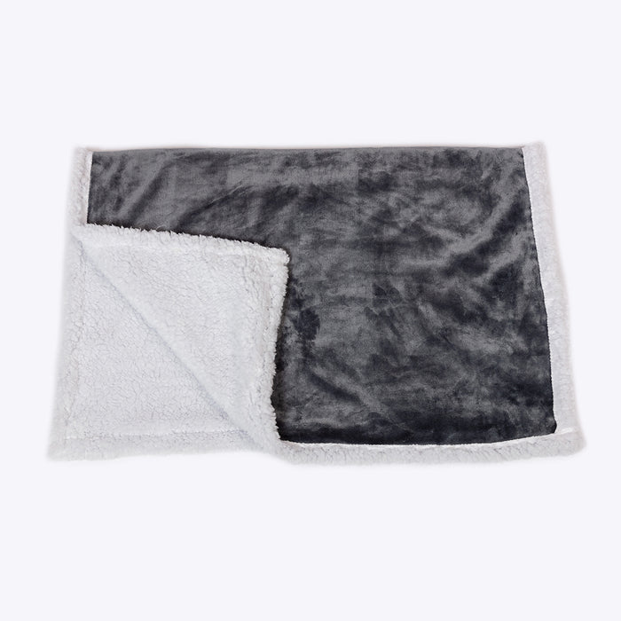 Danish Essentials Fur Blanket