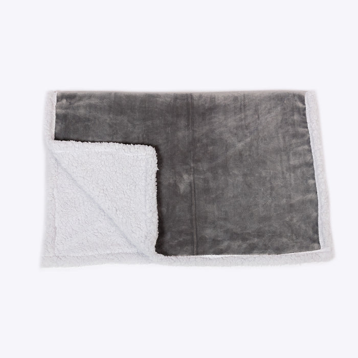 Danish Essentials Fur Blanket