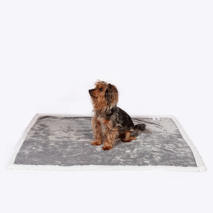 Danish Essentials Fur Blanket