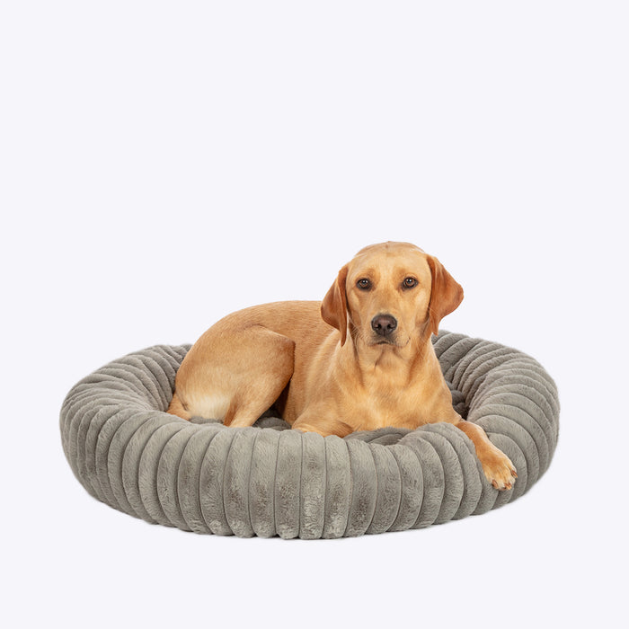 Danish Essentials Plush Donut Bed