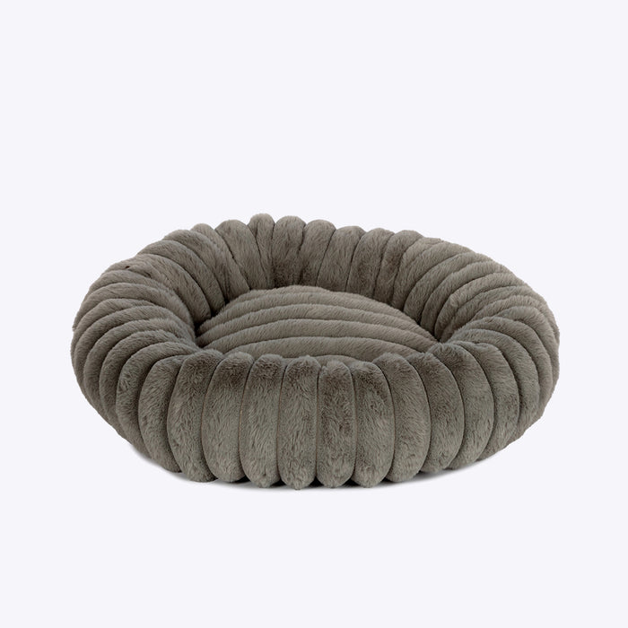 Danish Essentials Plush Donut Bed