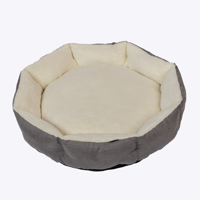 Danish Essentials Quilted Bed