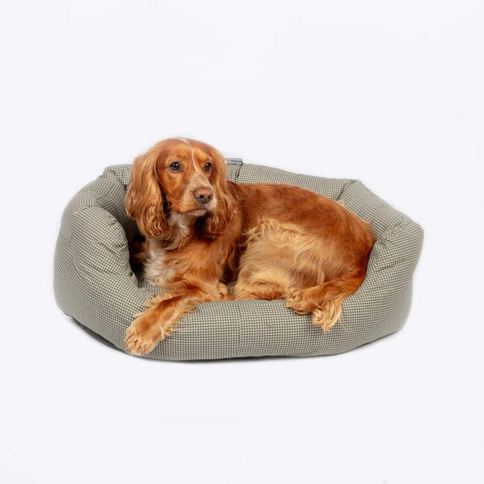 Vintage Luxury Slumber Dog Bed