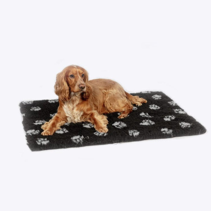 Danish Design Beds 50cm / Black Pet Fleece Blankets