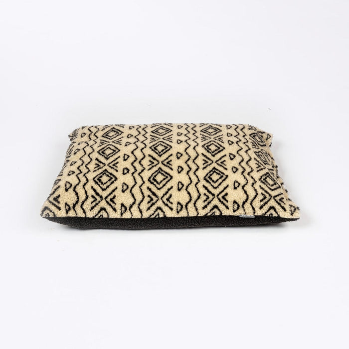 Danish Design Beds Medium (71 x 98cm) / Geo Sherpa Fleece Deep Duvet Dog Bed