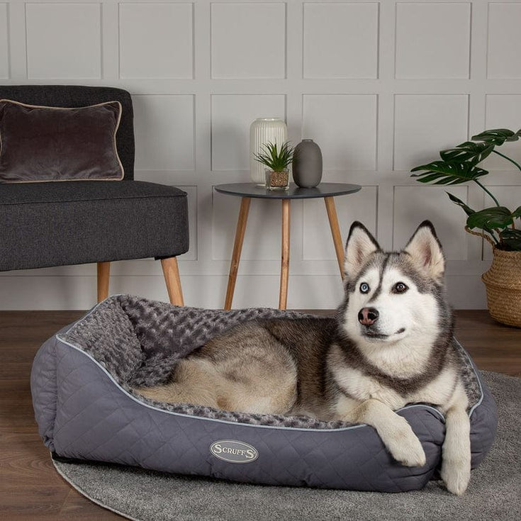Scruffs Wilton Pet Bed – Plush Fur Lining, Quilted Diamond Design, Small Blue